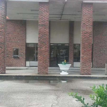 Hotel 10 Extended Stay New Orleans