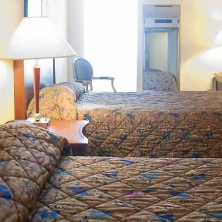 Midtown Hotel 2*