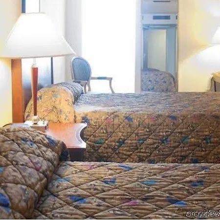 Midtown Hotel 2*