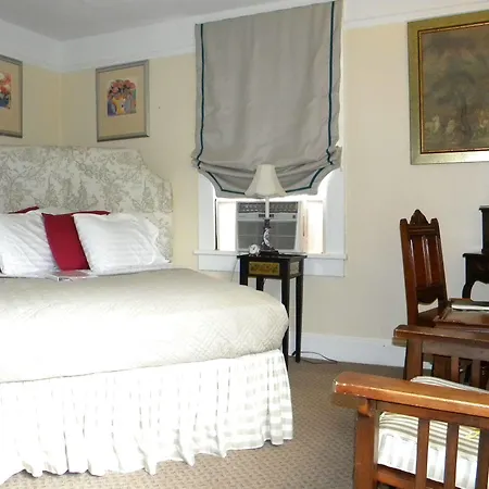Maison De Macarty Bed & Breakfast New Orleans
