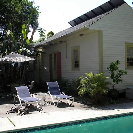 Maison De Macarty 3*
