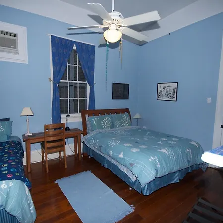 Bed & Breakfast The Burgundy New Orleans
