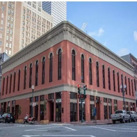 Baronne Street Luxury 1Bdr Suite D Apartment