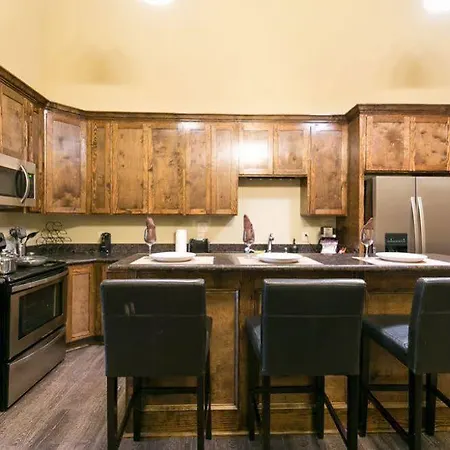 Apartment Baronne Street Luxury 1Bdr Suite D *