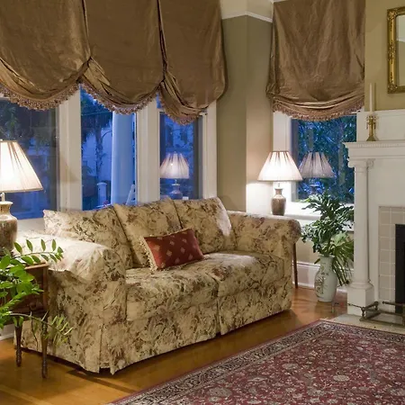 Southern Comfort 3*