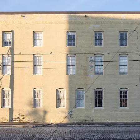 Sonder Irish Channel Lofts