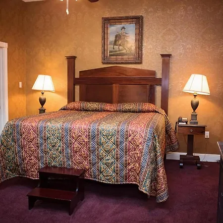 Hotel Quarter House 3*