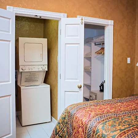 Quarter House Hotel New Orleans