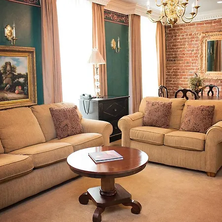 Hotel Quarter House New Orleans