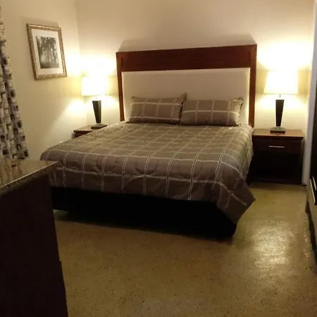 Motel London New Orleans