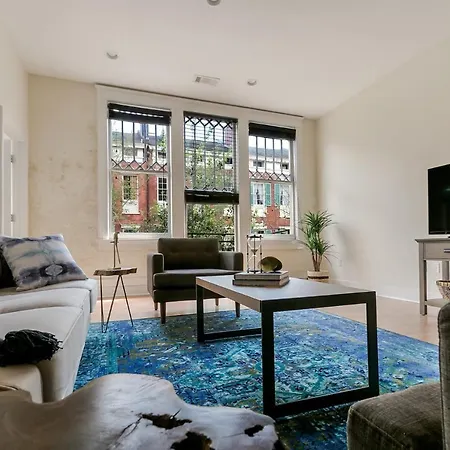 Delightful Arts/warehouse District Suites By Sonder Aparthotel