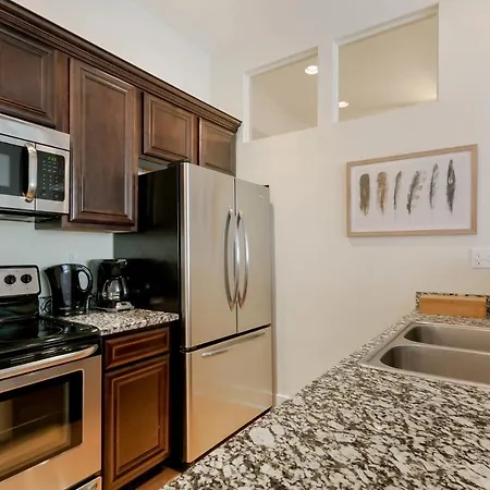Delightful Arts/warehouse District Suites By Sonder Aparthotel