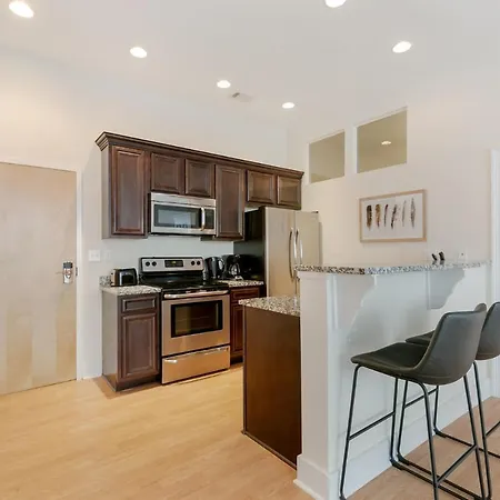 Delightful Arts/warehouse District Suites By Sonder Aparthotel *
