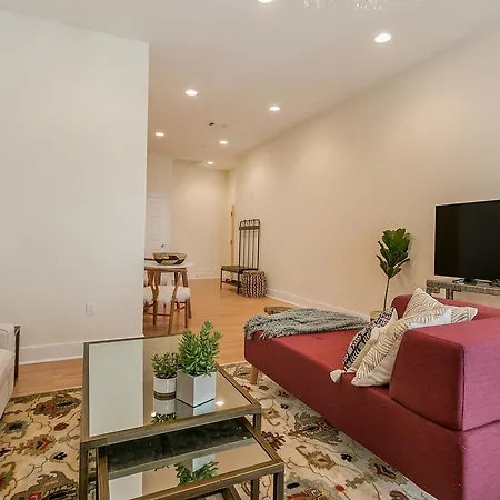 Delightful Arts/warehouse District Suites By Sonder *
