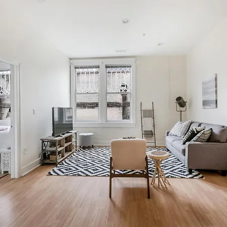 Delightful Arts/warehouse District Suites By Sonder *