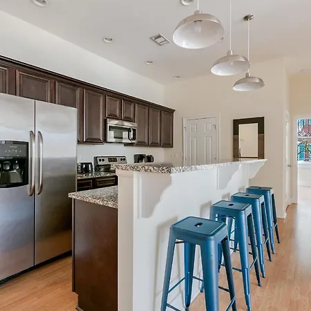 Delightful Arts/warehouse District Suites By Sonder * New Orleans