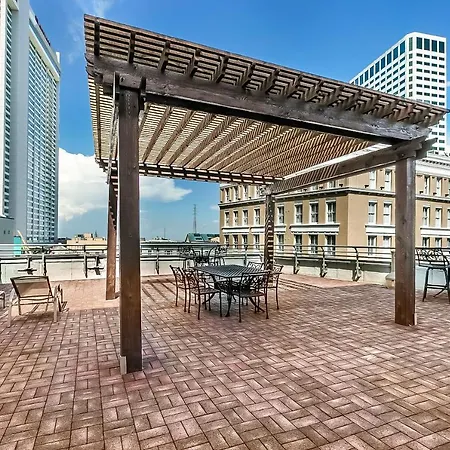 Stunning - Near Fq And Bourbon Aparthotel 4*