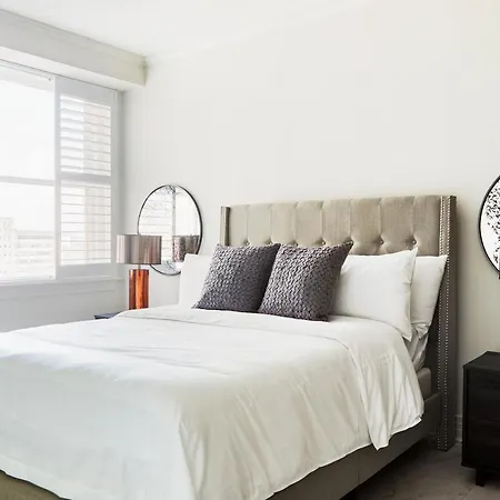 Sophisticated Canal Street Suites By Sonder Aparthotel New Orleans