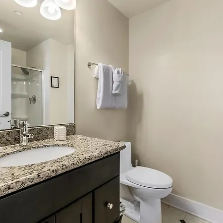 Apartment Modern Near French Quarter & Bourbon Street New Orleans