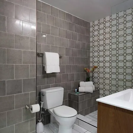4 Bedroom - Sleeps 8! Celebrity Next To Frenchman St 3* New Orleans