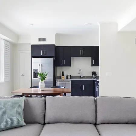 Artsy Canal Street Suites By Sonder New Orleans