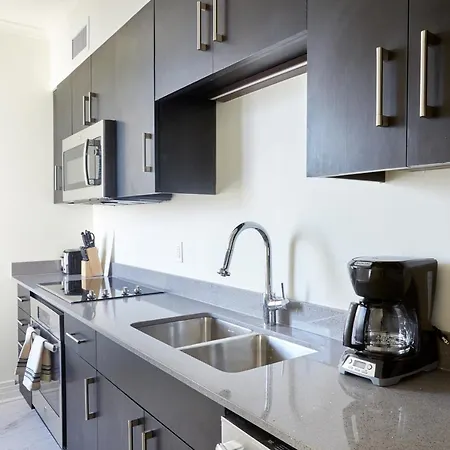 Aparthotel Charming Canal Street Suites By Sonder