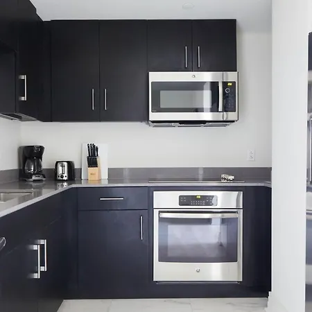 Expansive Canal Street Suites By Sonder * New Orleans