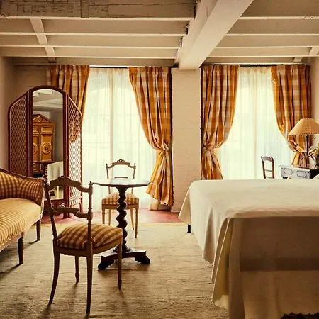 Peter And Paul, An Ash Hotel New Orleans