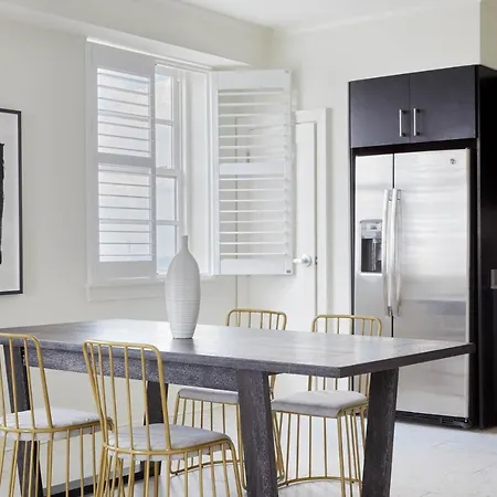 Airy Canal Street Suites By Sonder New Orleans