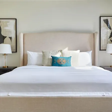 Desirable Canal Street Suites By Sonder *