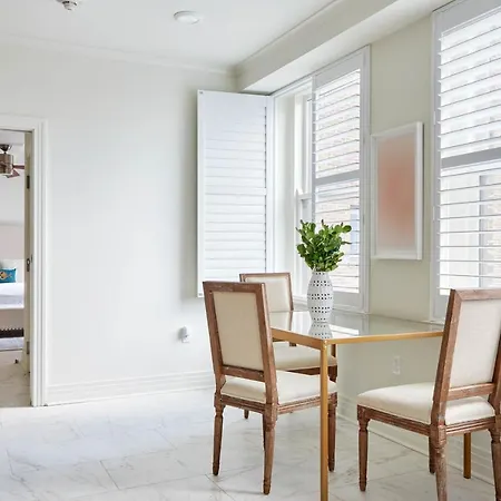 Desirable Canal Street Suites By Sonder New Orleans