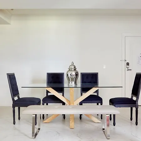 Aparthotel Deluxe Canal Street By Sonder 3*
