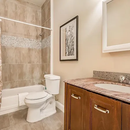 Modern 5br In Nola Apartment *