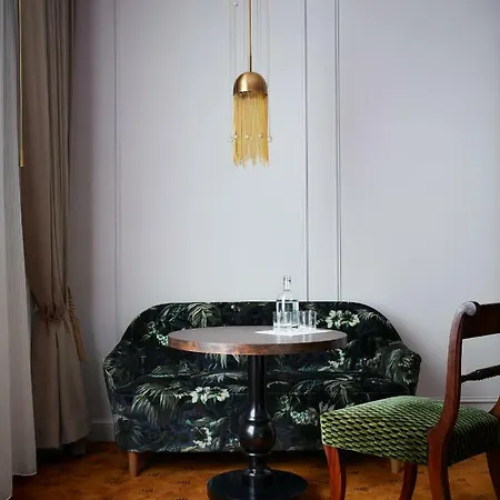Hotel Maison Metier