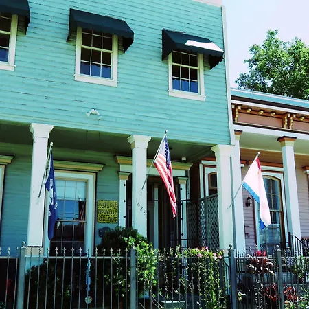 Hostel Auberge Nola
