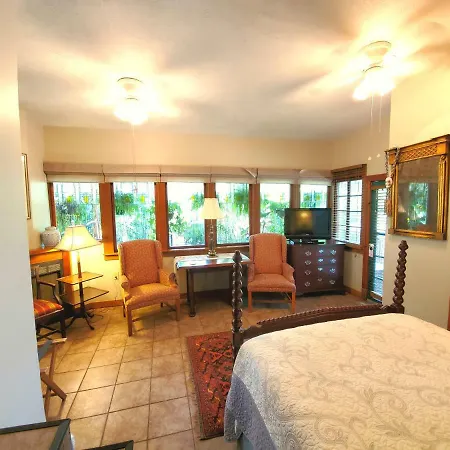 Lions Bed & Breakfast