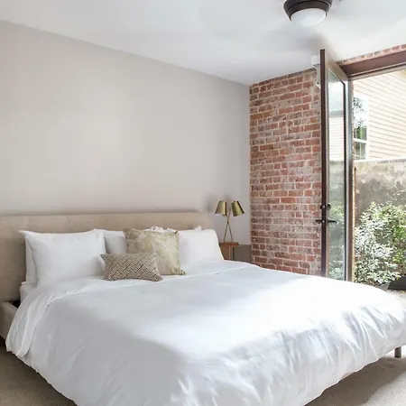 Sonder — Irish Channel Aparthotel New Orleans