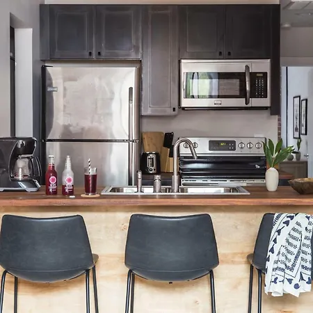 Sonder — Irish Channel Aparthotel New Orleans