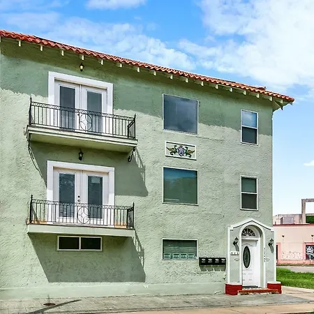 Lovely 2br Next To City Park By Hosteeva Apartment New Orleans