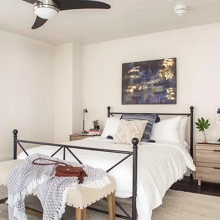Sonder The Carondelet Aparthotel 3*