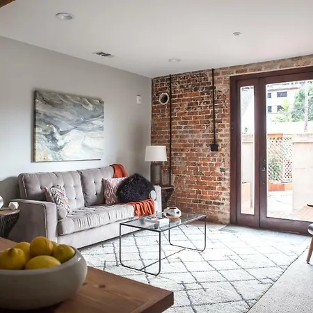 Aparthotel Sonder — Irish Channel 4*