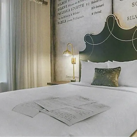 The Marquee Hotel *