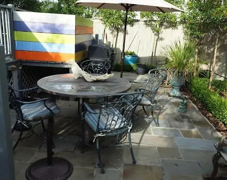 The Big Blue House Guest house 4*