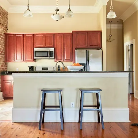 Sonder Irish Channel Lofts