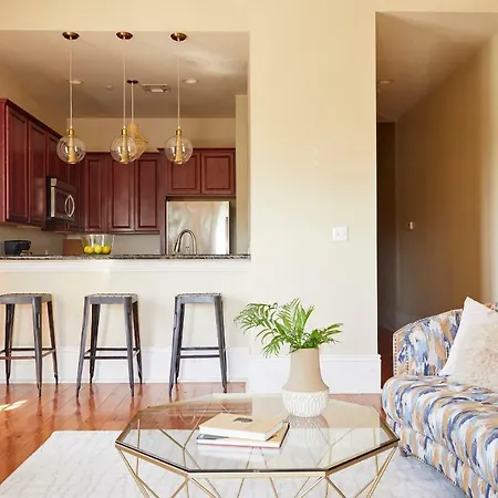 Sonder Irish Channel Lofts