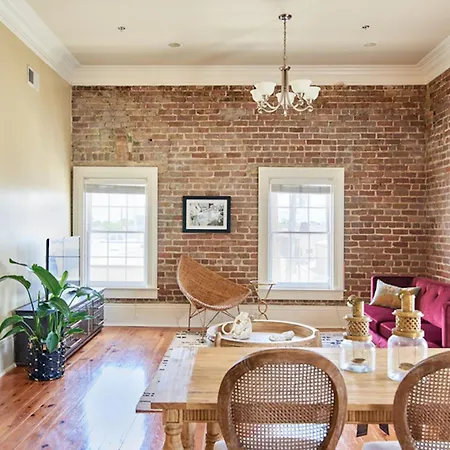 Sonder Irish Channel Lofts