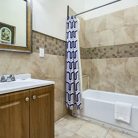 Stylish 4br In Downtown By Hosteeva New Orleans
