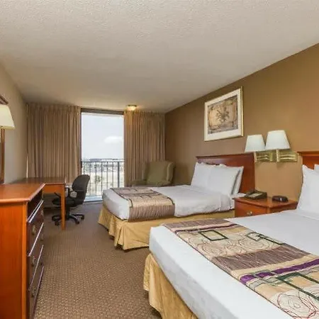 Hotel Country & By Radisson, I-10 East, La