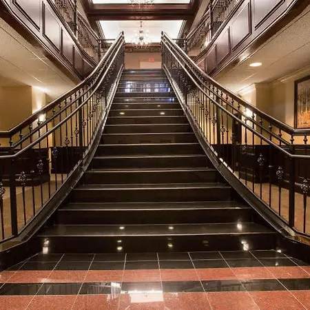 Drury Plaza Hotel