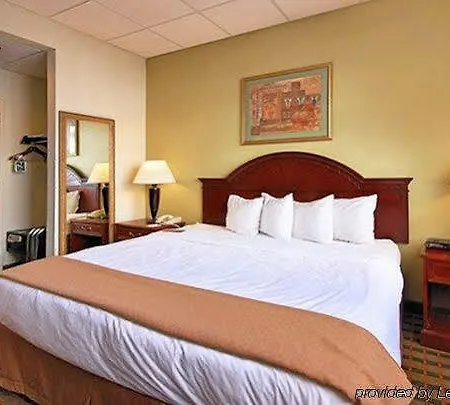 Moxy Downtown/french Quarter Area 3* New Orleans